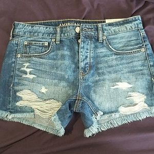 American Eage Tomgirl shorts
